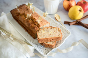 cake moelleux à la pomme et à la cannelle