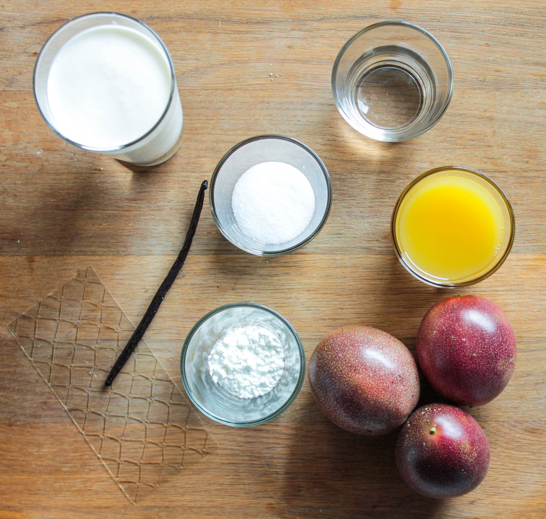 Panna cotta aux fruits de la passion