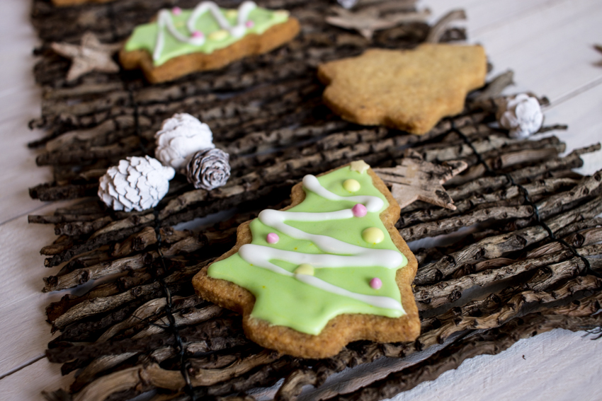 Sablés sapins de Noël à la noisette