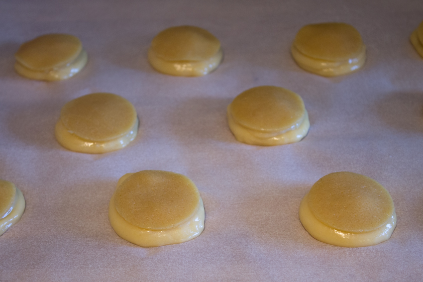 Petits choux au citron meringués