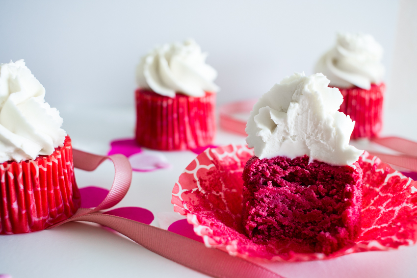 Pink velvet cupcakes pour la Saint-Valentin