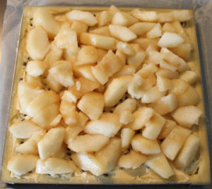 Tarte aux poires et pépites de chocolat de Cyril Lignac