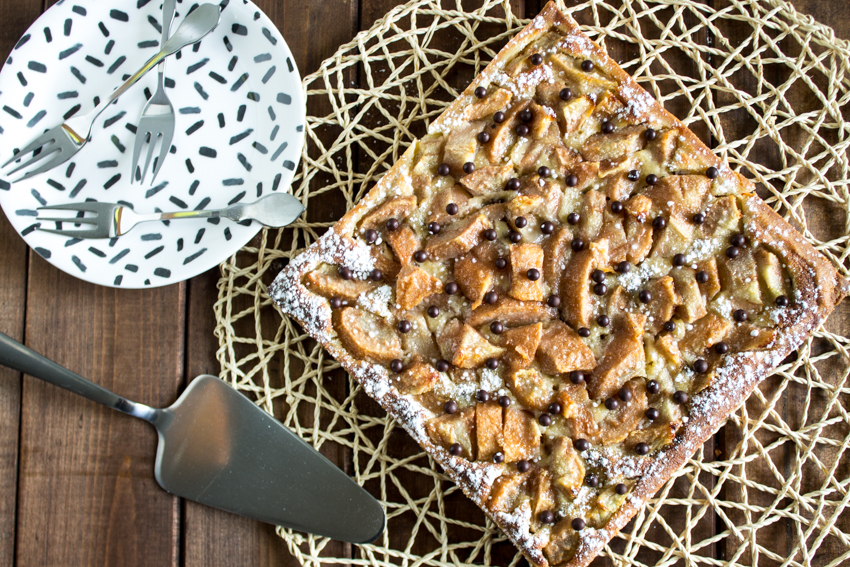 Tarte aux poires et pépites de chocolat de Cyril Lignac