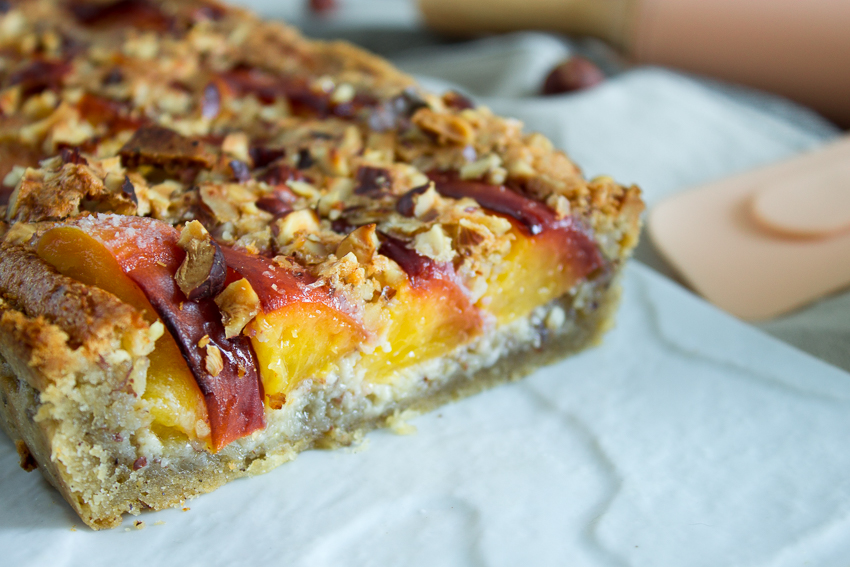 Tarte aux nectarines et aux noisettes