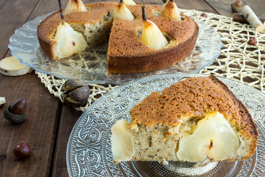 Gâteau moelleux aux poires et noisettes