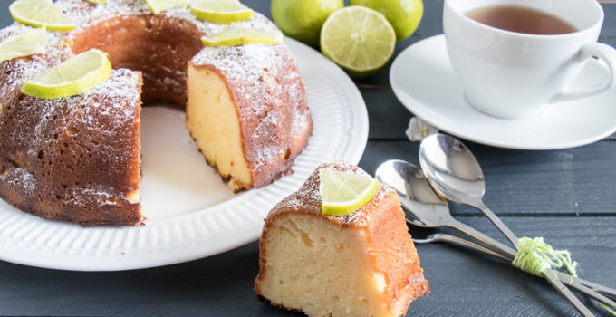 Gâteau à la ricotta et sirop de citron vert