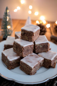Carrés au chocolat, noix et café