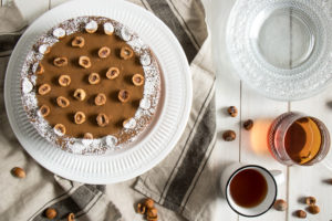 Gâteau aux noisettes et pépites de chocolat