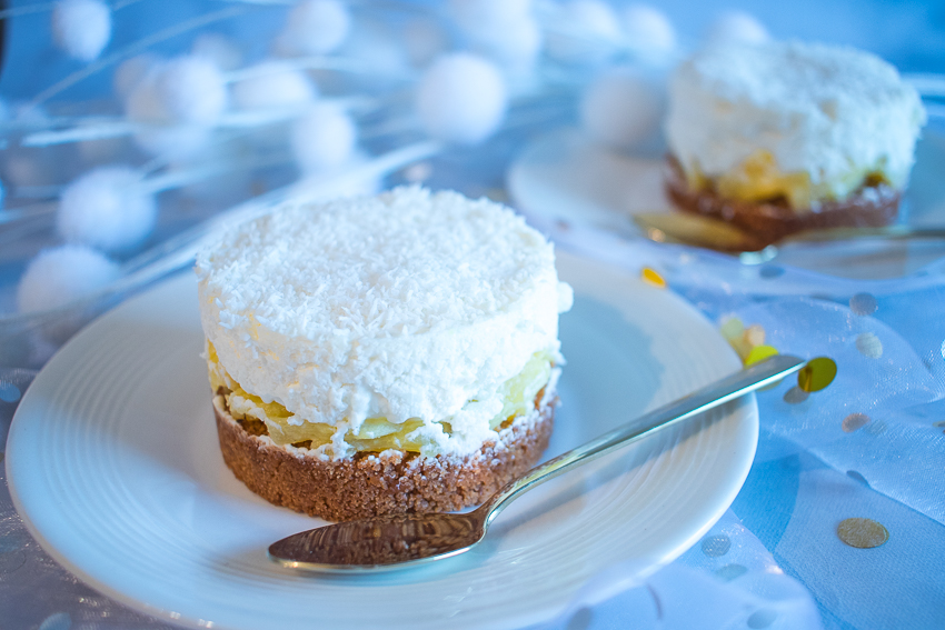 Entremets ananas-coco