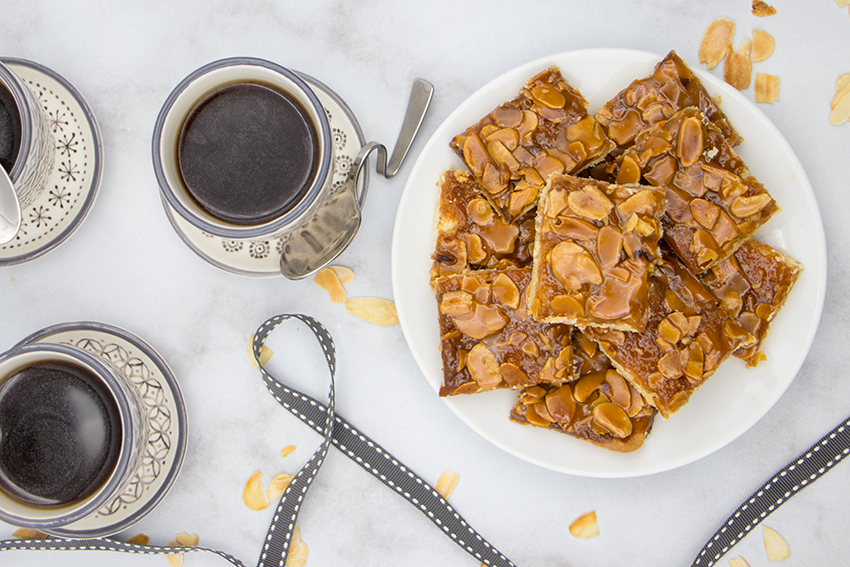 Carrés gourmands caramel amandes